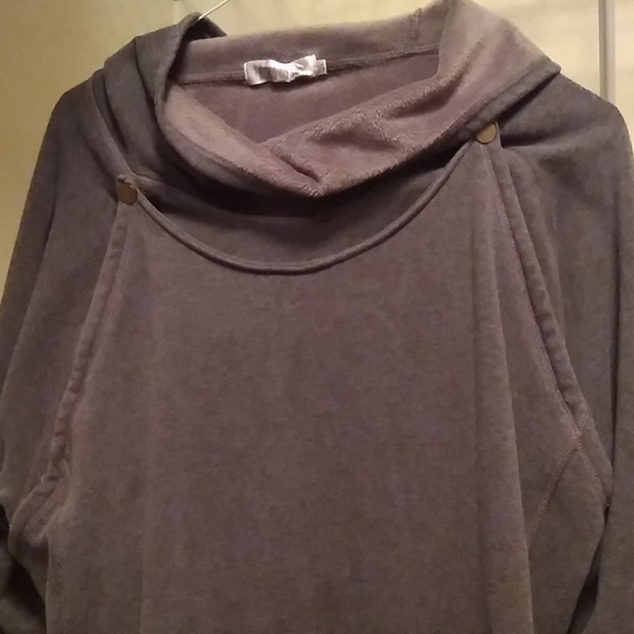 latched mama heavy hoodie